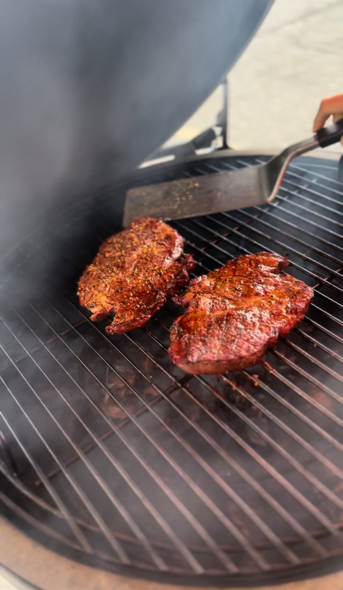 Big Green Egg Steaks BBQ & Co. — BBQ & Cie